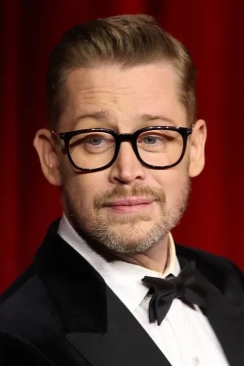 Podobny aktor do C.S. Lee: Macaulay Culkin