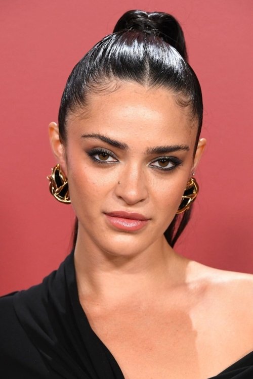 Podobny aktor do Isa Briones: Luna Blaise