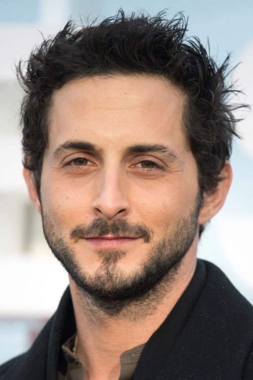 Podobny aktor do David Harbour: תומר קאפון