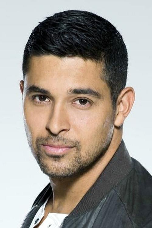 Podobny aktor do Chloe Cherry: Wilmer Valderrama