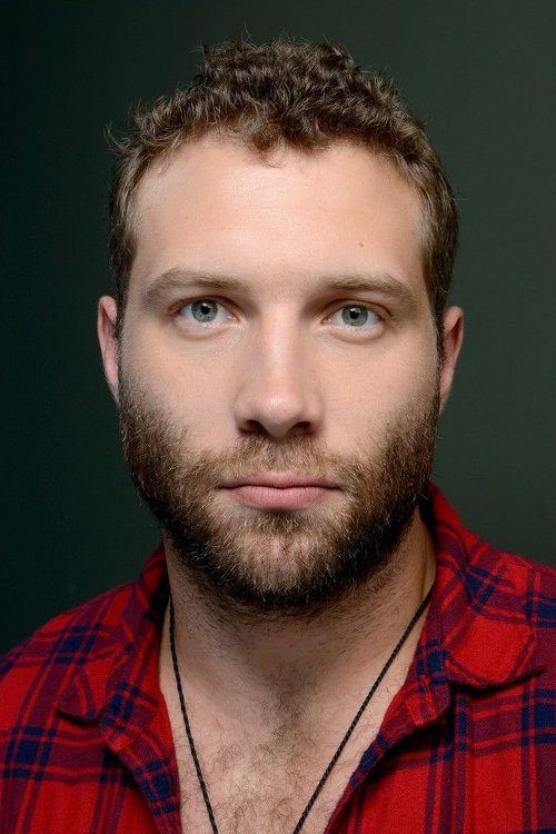 Podobny aktor do Arienne Mandi: Jai Courtney