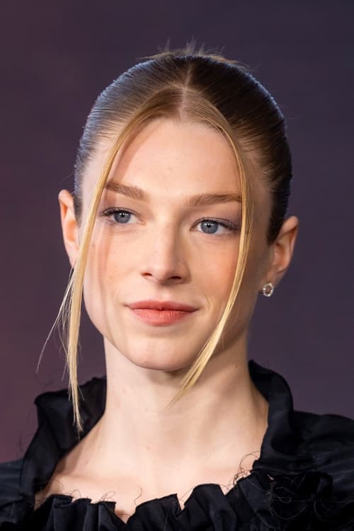 Hunter Schafer jako Jules Vaughn w obsadzie Euforia