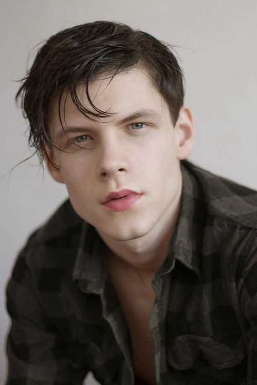 Podobny aktor do Isa Briones: Adam Wietrzyński