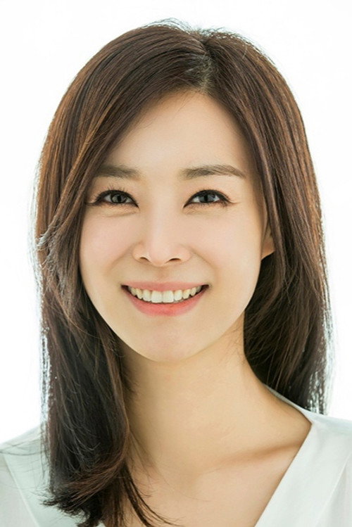 Podobny aktor do Ellen Burstyn: 이은희