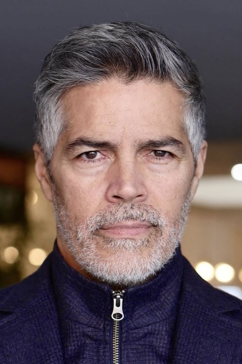 Podobny aktor do C.S. Lee: Esai Morales
